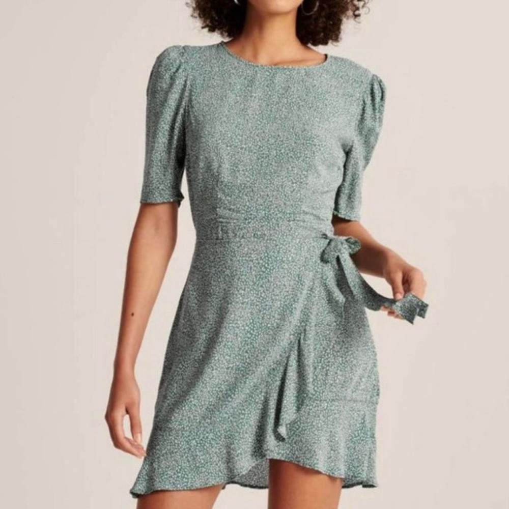 Abercrombie & Fitch Green Puff Sleeve Mini Dress